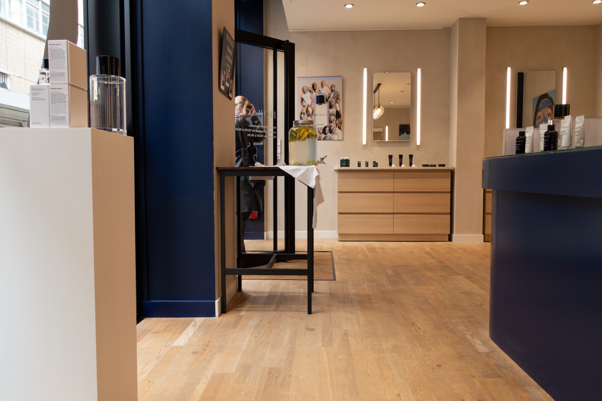 Mobiliers sur mesure pour boutique de cosmétiques Horace®